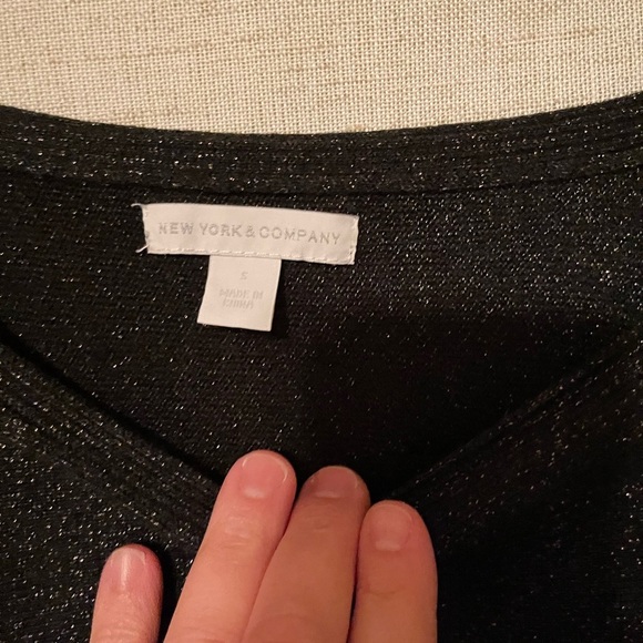 New York & Company Black Glitter Shirt Size S - Picture 4 of 5